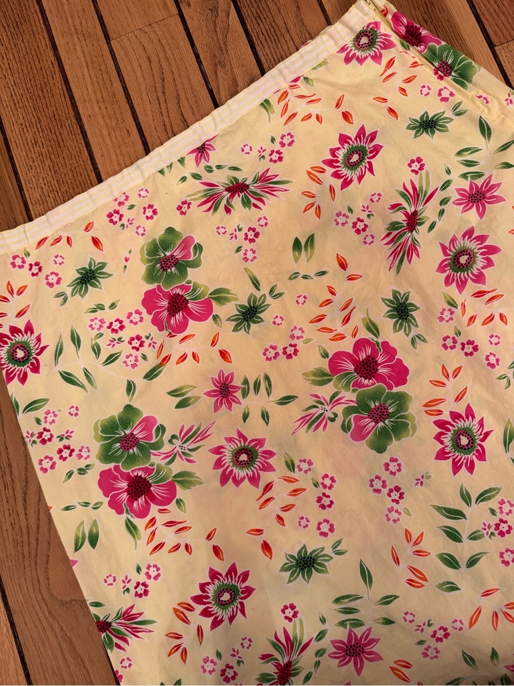 Vintage Yellow Floral A-Line Skirt with Pink & Green Blooms—100% Cotton - Picture 3 of 5